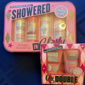 Soap & Glory shower and hand/foot bundle